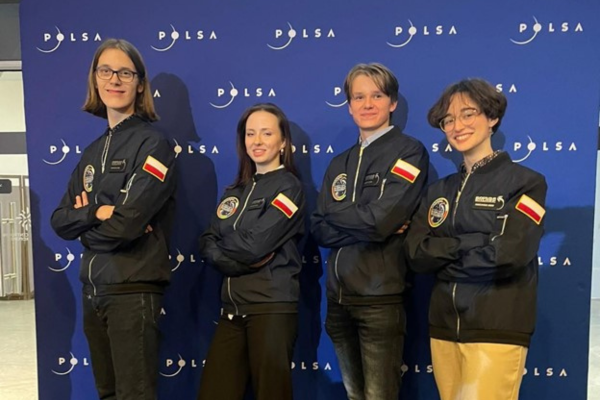 Four Endeavour Scholarship winners, making up Mission Team #14: Poland, (L to R): Benjamin Kopiec, Aleksandra Skrocka, Tobiasz Dabrowski, and Zuzanna Kassner.